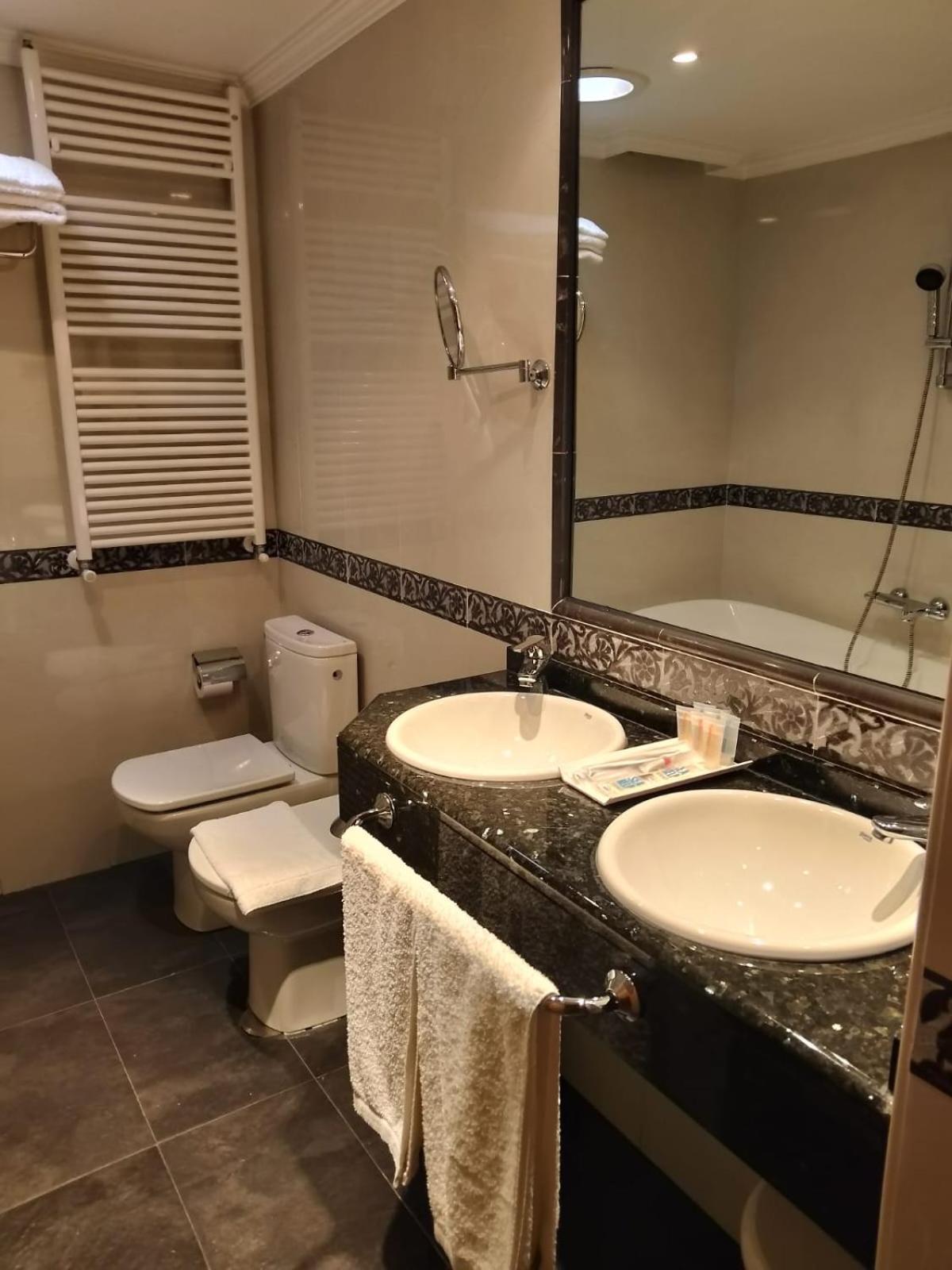 Hospederia La Canada Moralzarzal Phòng bức ảnh